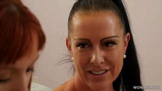 Нас Бие Гүйцсэн Лесбиян Найзууд, Бэлгийн Анх Удаа