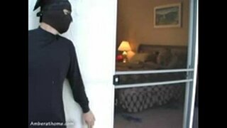 Људи у маскама Трахнули ме или ме нашао