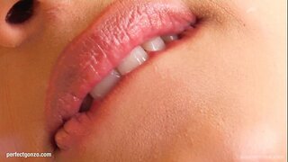 ���ෙන ලැබෙන ඇය විසින් ලකුණු masturbating සමග ඇඟිලි සහ dildo දී මට දෙන්න රෝස ���ෙන ලැබෙන ඇය විසින් ලකුණු masturbating සමග ඇඟිලි සහ dildo දී මට දෙන්න රෝස
