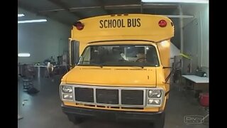 Sexy teen აძლევს პირში ორალური სექსი