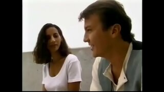 Мелисса Моне эссе трахается бу киску белән яшь самцом