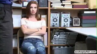 Horny અધિકારી છેલ્લે fucks Shoplifter સ્વેમ્પ ગધેડો Starrs ચુસ્ત ભોસ ચુત Horny અધિકારી છેલ્લે fucks Shoplifter સ્વેમ્પ ગધેડો Starrs ચુસ્ત ભોસ ચુત